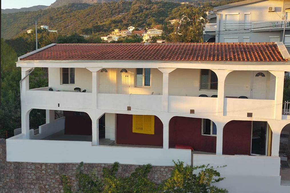 Апартаменты Apartmani Radulović Dobre Vode Добра-Вода-14