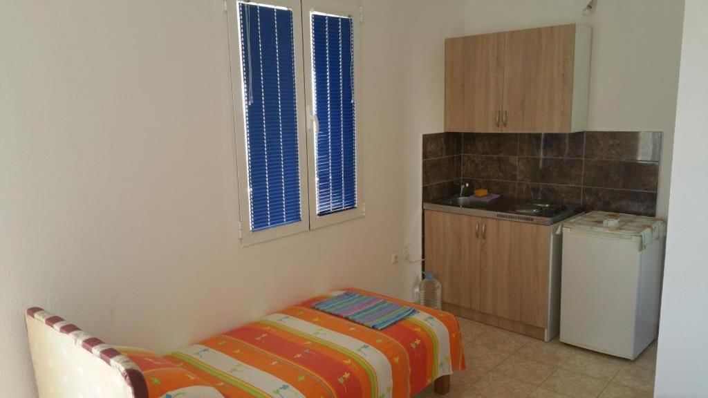 Апартаменты Apartmani Radulović Dobre Vode Добра-Вода-22